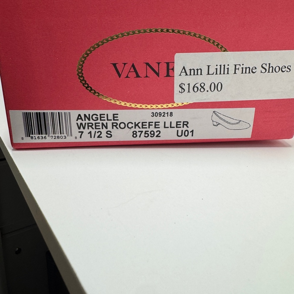 Vaneli Deep Blue Buckle Mid Heel Pumps Size 7.5SS - Picture 13 of 13